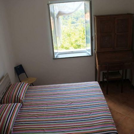 La Casetta Di Graziella Apartment Vezzi Portio Bagian luar foto
