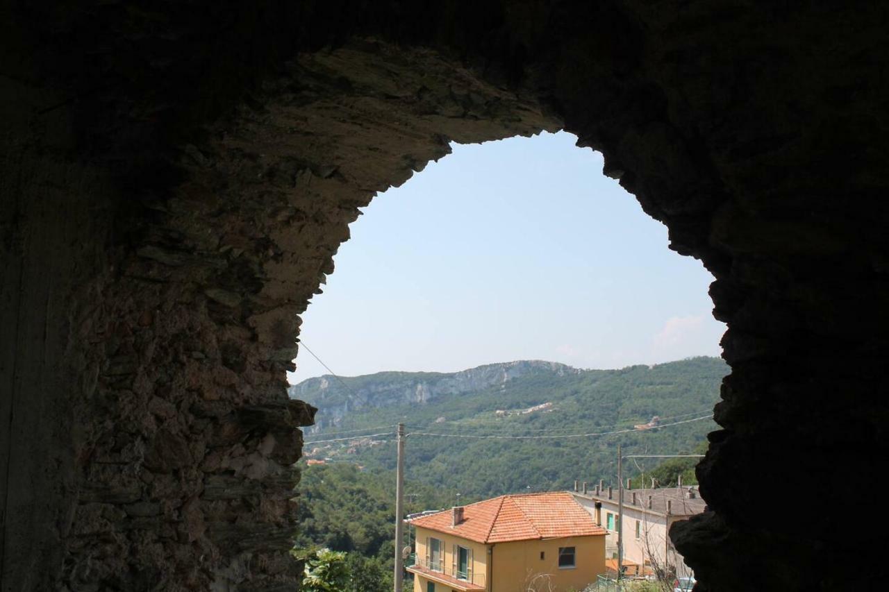 La Casetta Di Graziella Apartment Vezzi Portio Bagian luar foto